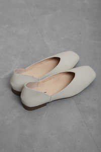 Mollie V2 Leather Shoes Off White (Backorder)