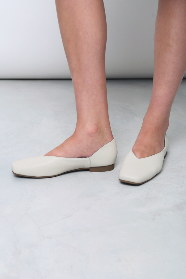 Mollie V2 Leather Shoes Cream (Restock)