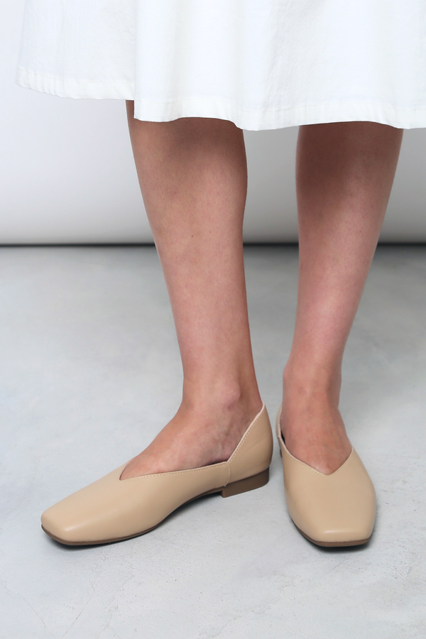 Mollie V2 Leather Shoes Light Tan (Restock)