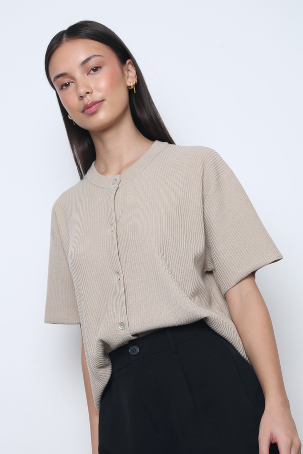 Muse Short Sleeved Knitwear Taupe (Restock)