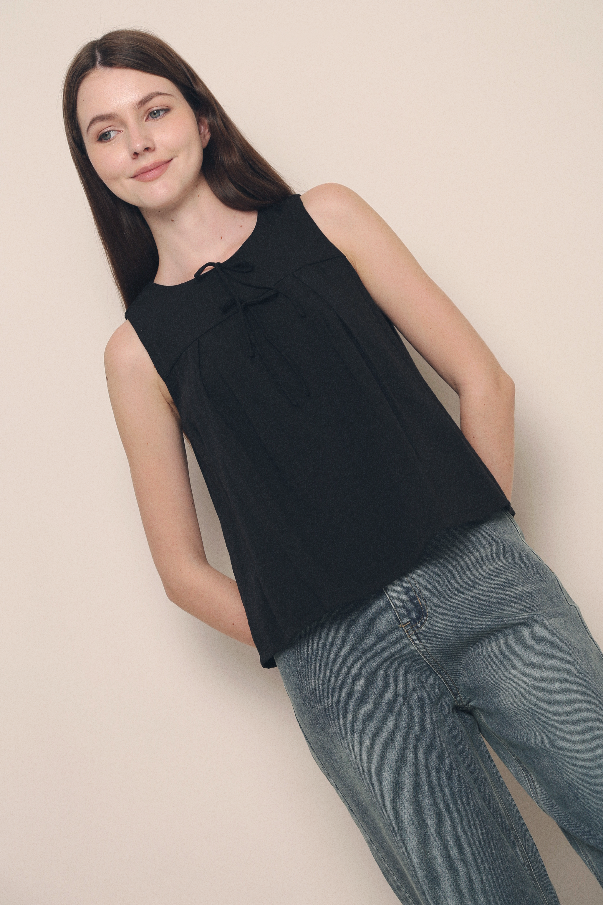 Nelly Ribbon Sleeveless Blouse Black