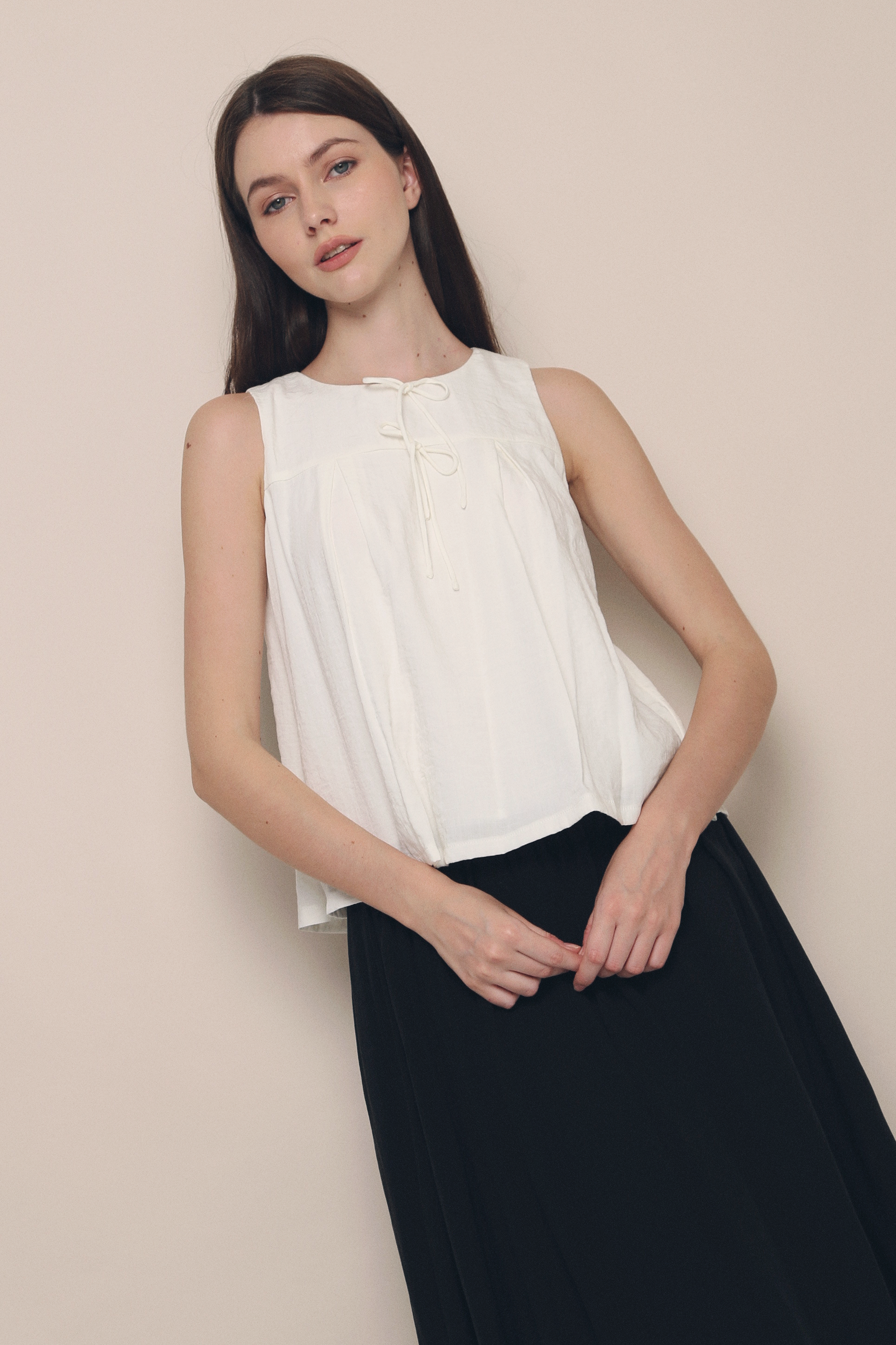 Nelly Ribbon Sleeveless Blouse Off White