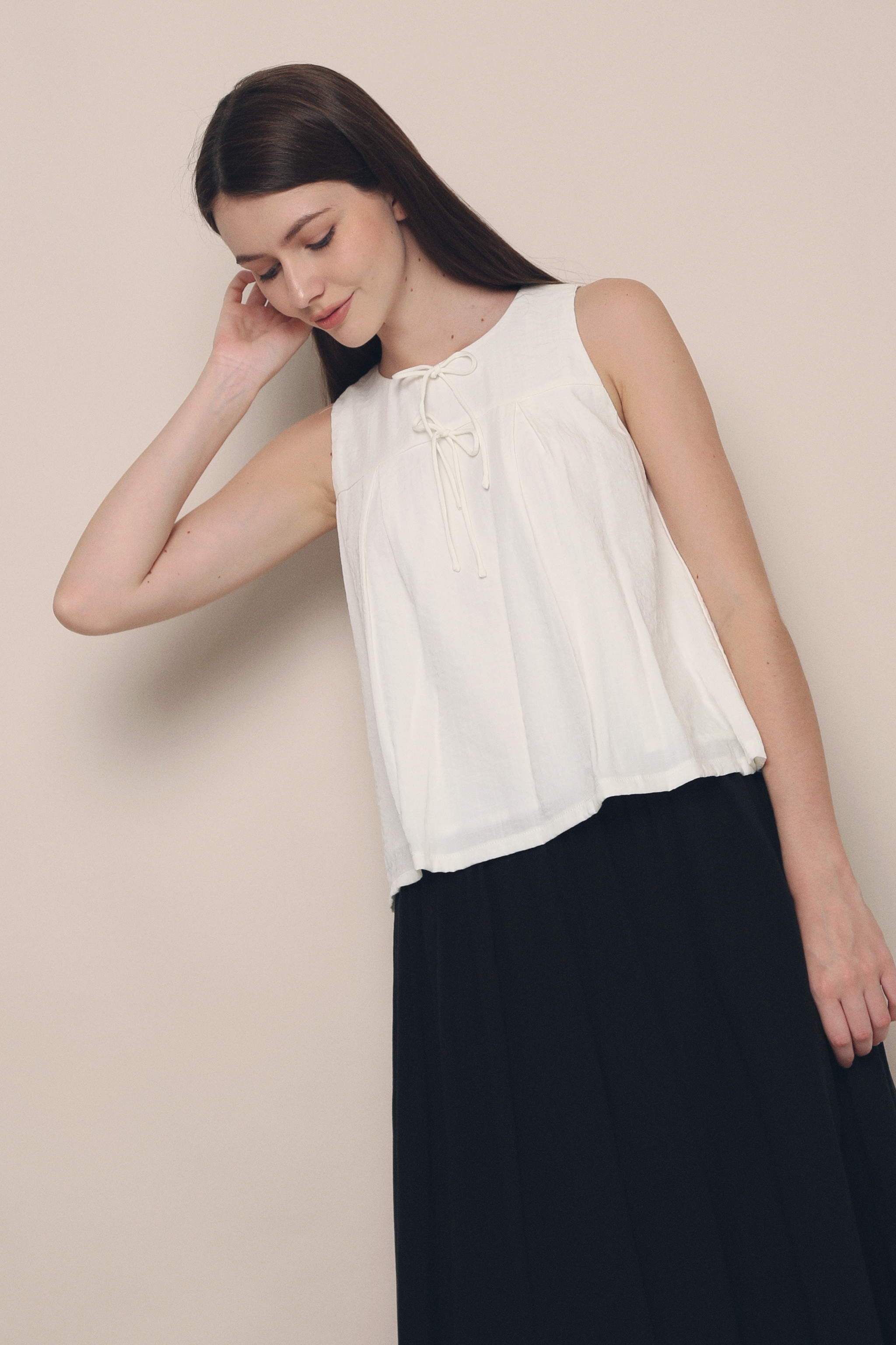 Nelly Ribbon Sleeveless Blouse Off White