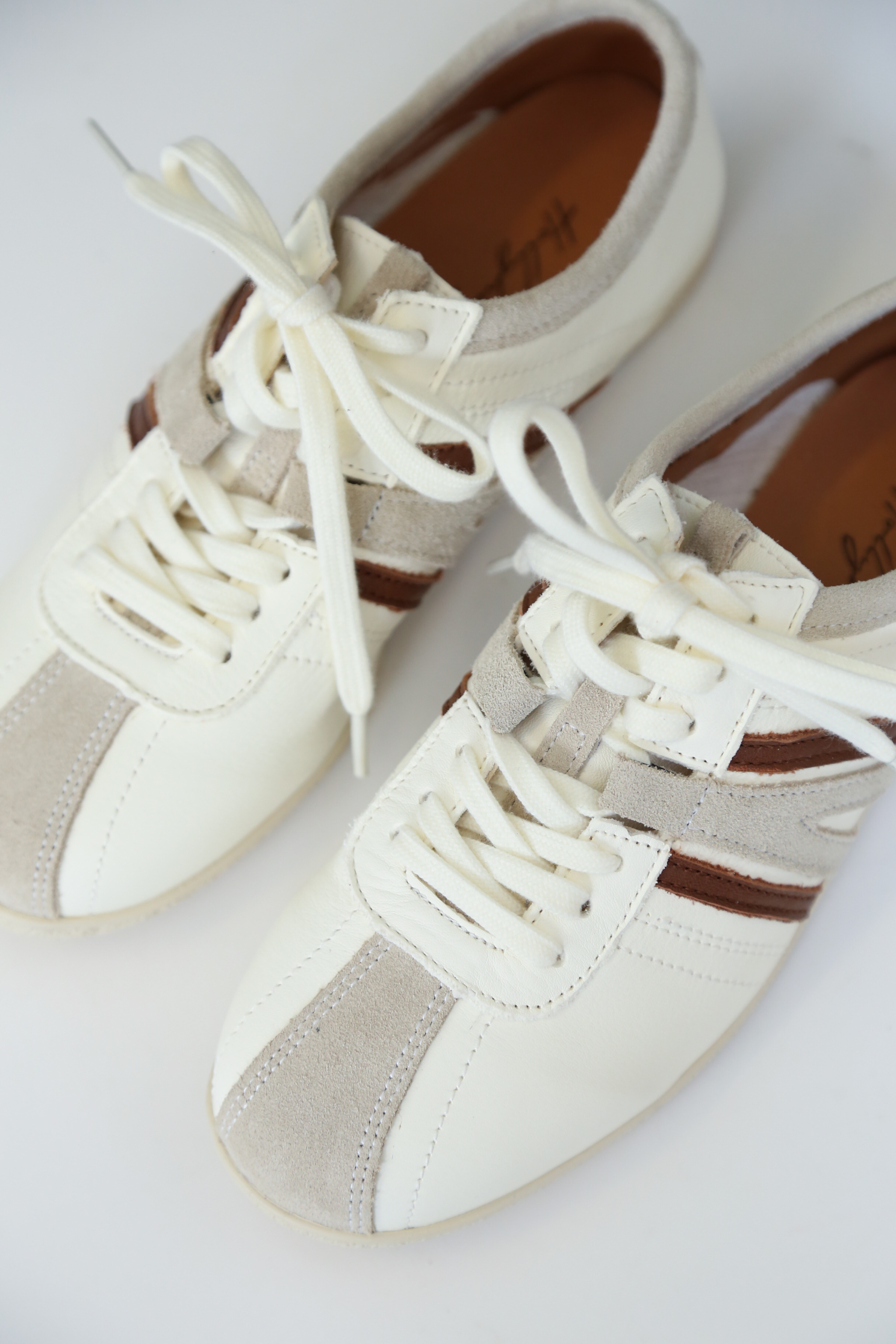 Regent Court Walker White