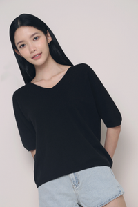 Rio V-Neck Knit Blouse Black