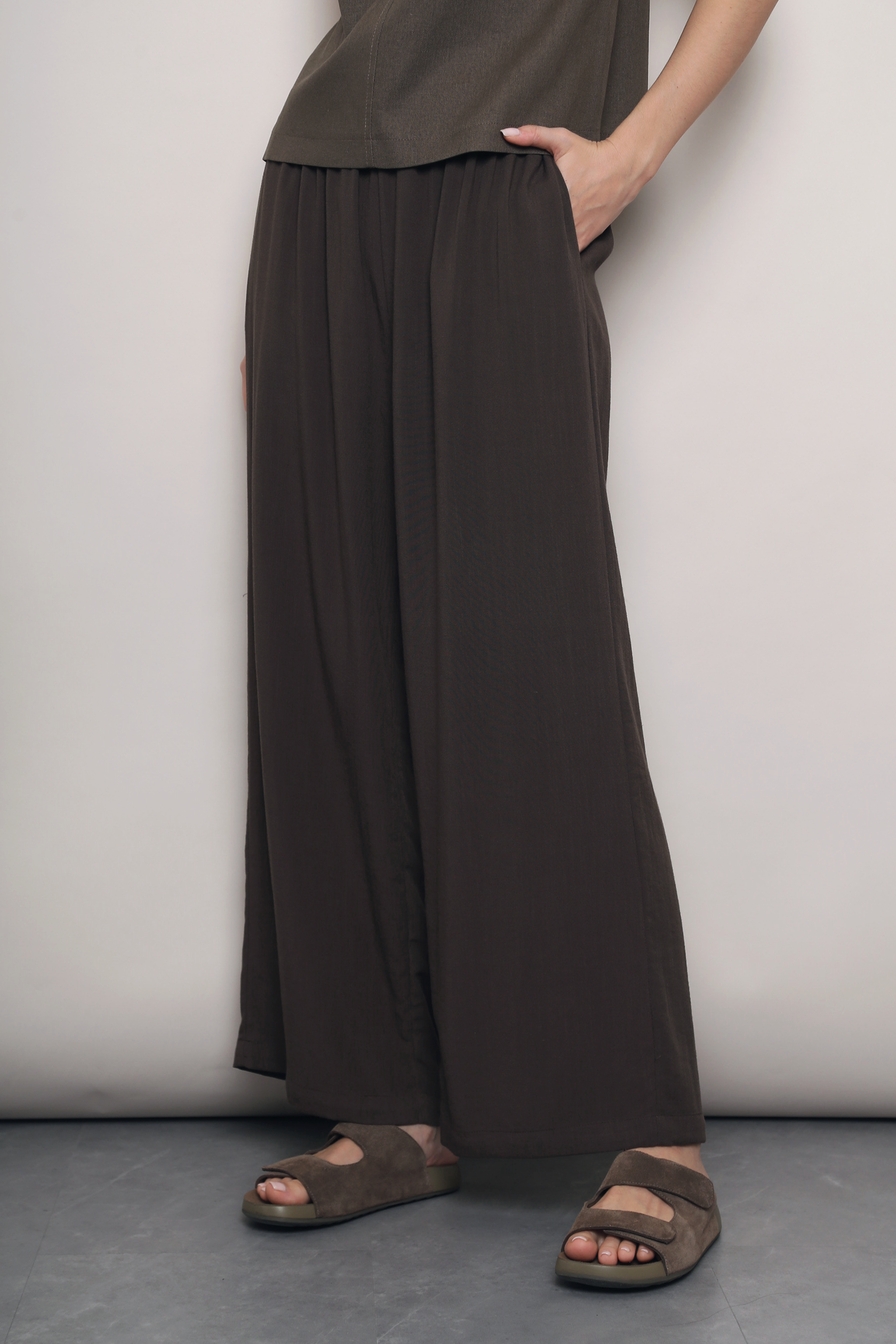 (Petite) Slow Dance Linen Pants Brown (Backorder)