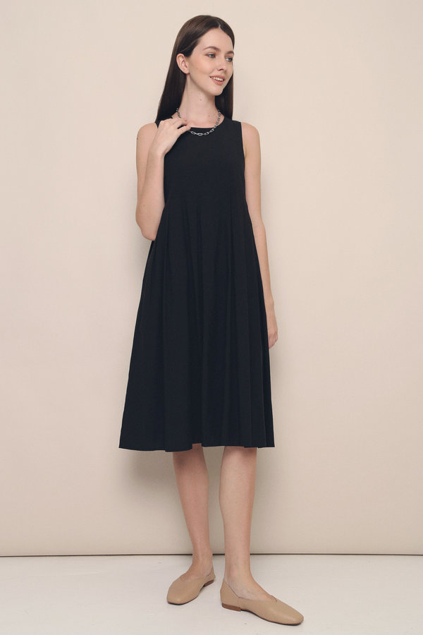 Veda Wide Pleat Midi Dress Black