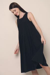 Veda Wide Pleat Midi Dress Black