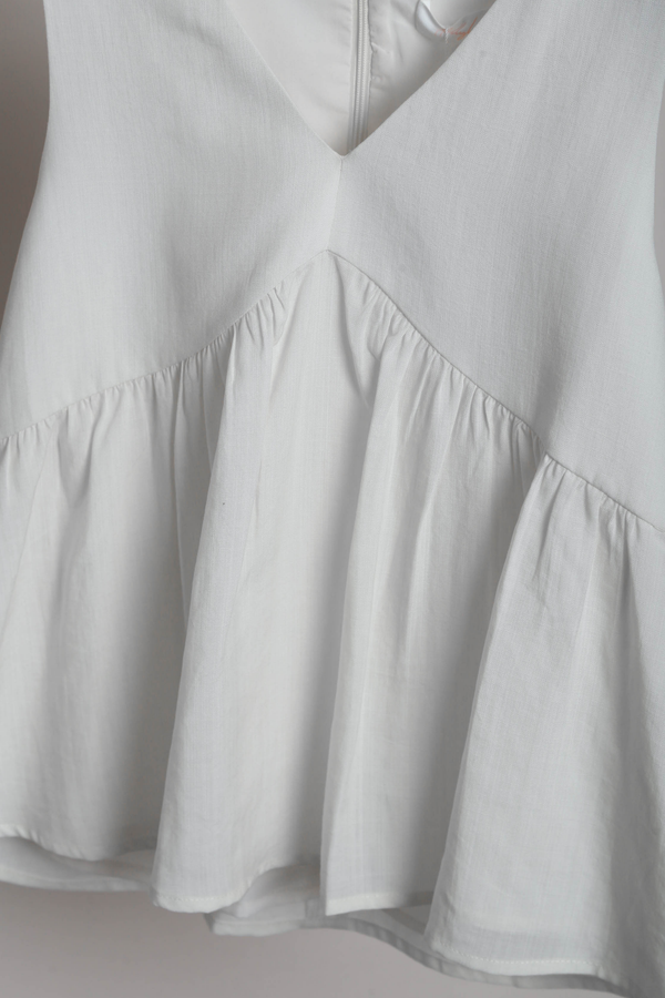 With Love Sleeveless Blouse Cream (Backorder)